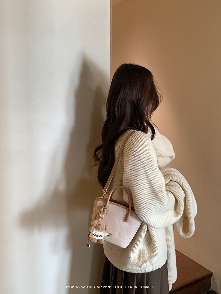 Chio2nd Qiaoguai Weekly Tote Bag