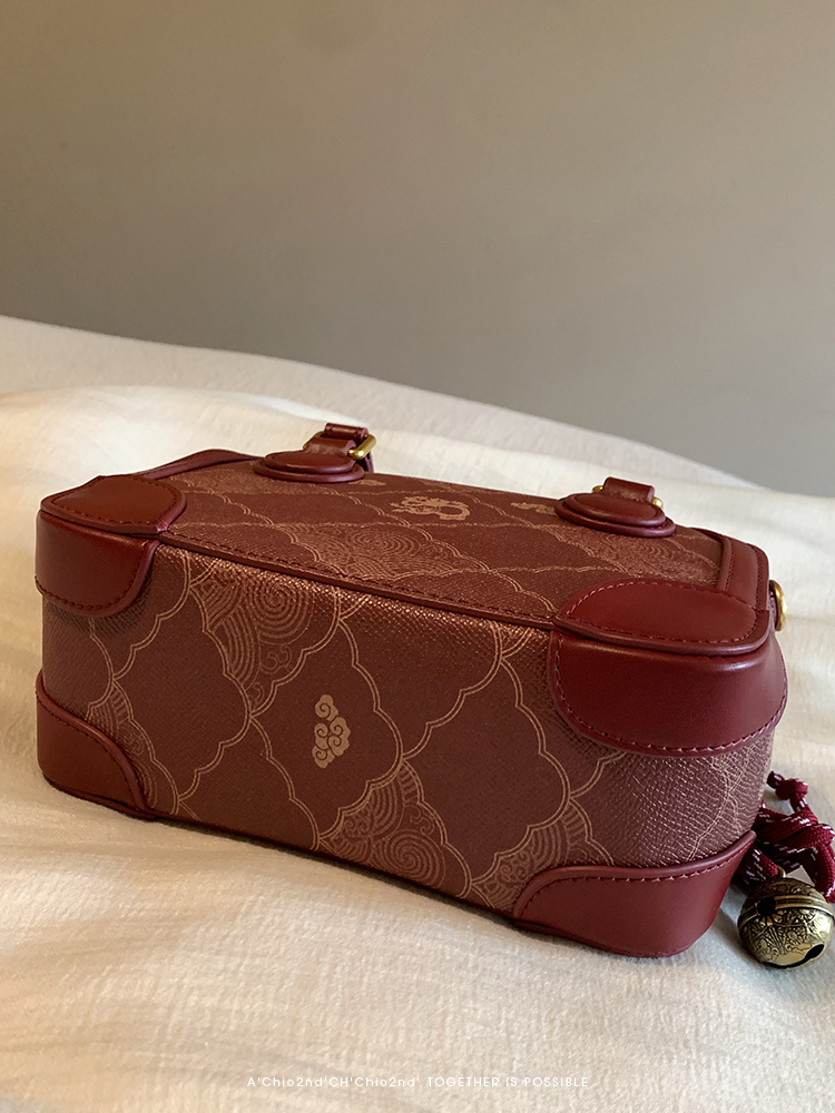 chio2nd Forbidden City Culture Series Flower Cloud Shadow Pillow Bag
