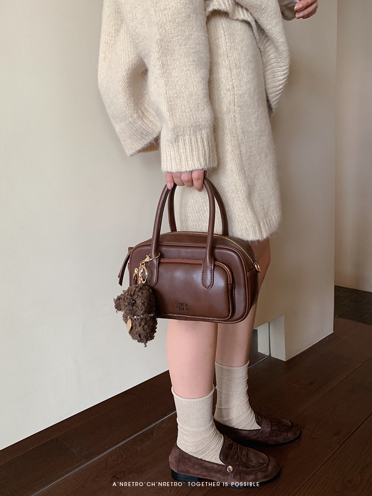 South Wind Chio2nd Travel Around London Pillow Bag