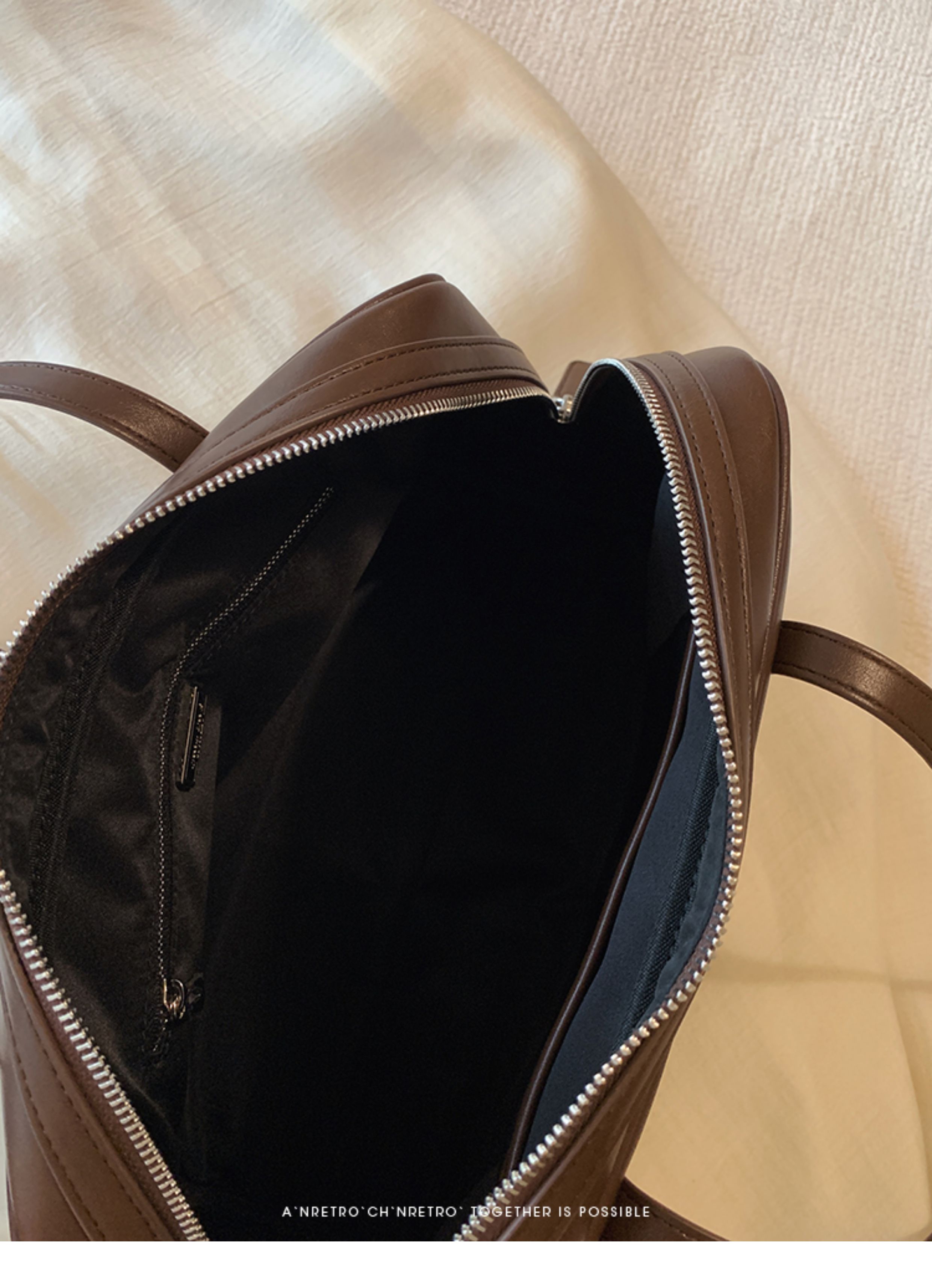 Túi xách South Wind Chio2nd Bach Platform Pillow Bag