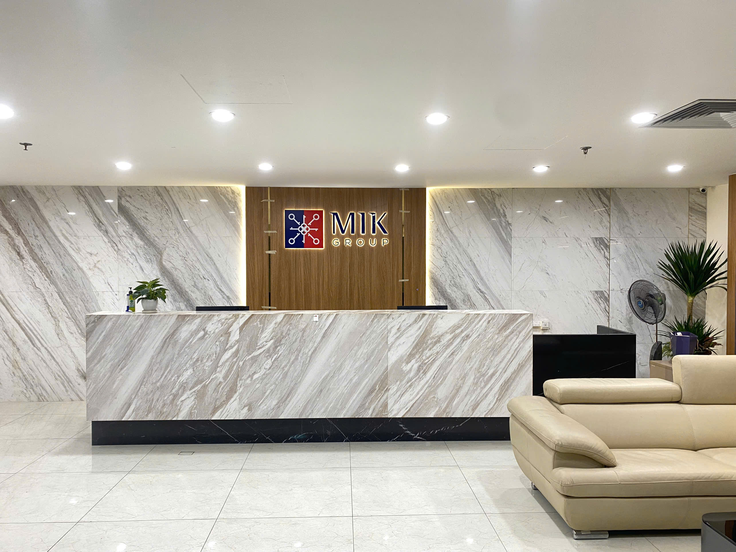 SẢN XUẤT LẮP ĐẶT BIỂN BẢNG TẠI TRỤ SỞ MIK GROUP LÝ THƯỜNG KIỆT