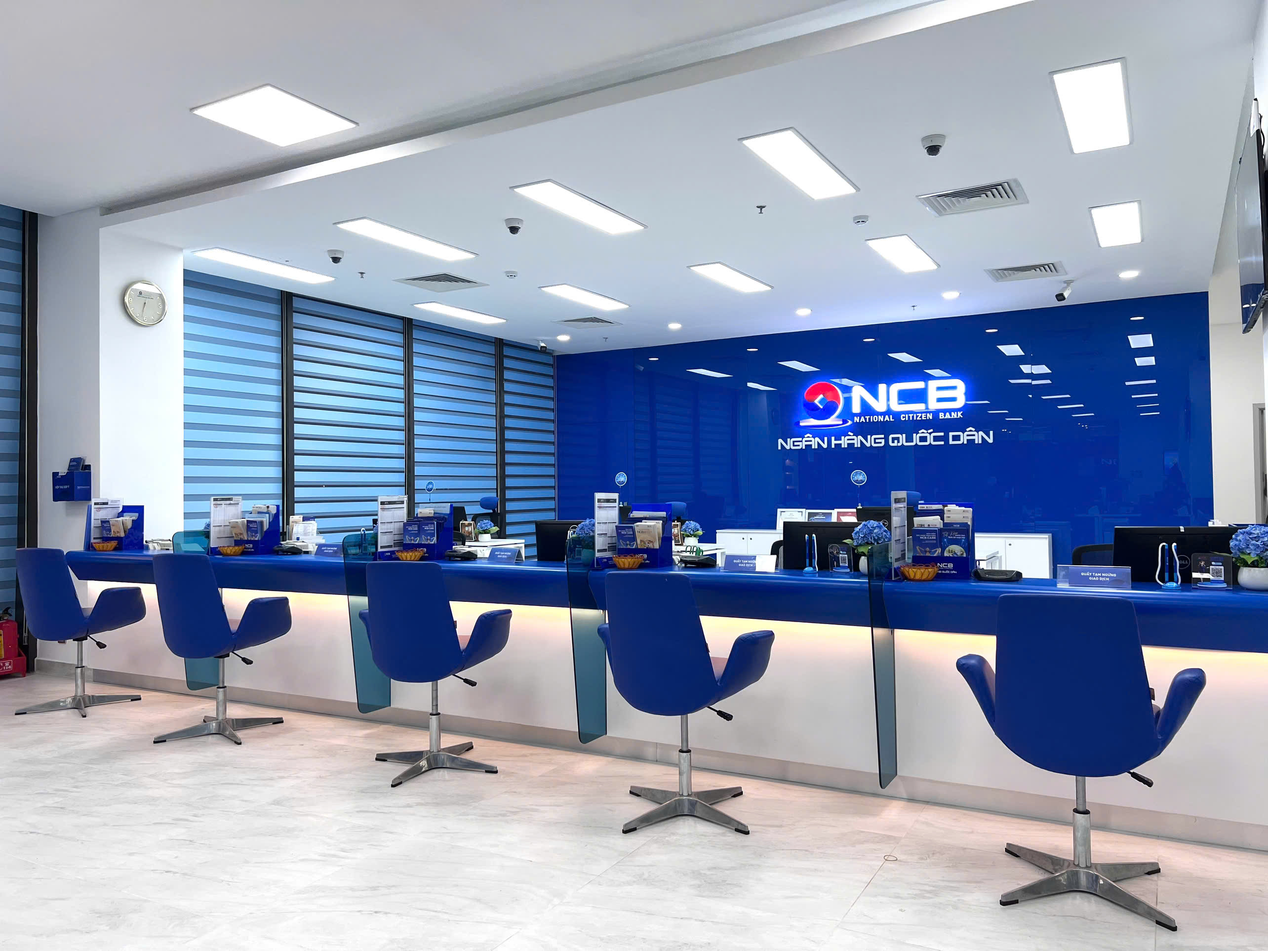 SẢN XUẤT VÀ LẮP ĐẶT HỆ THỐNG BIỂN BẢNG CHO NGÂN HÀNG QUỐC DÂN - NCB