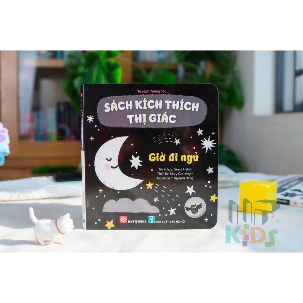 Sách kích thích thị giác - Đen trắng và màu sắc tương phản cho bé 0 -3 tuổi - Đinh Tị Books