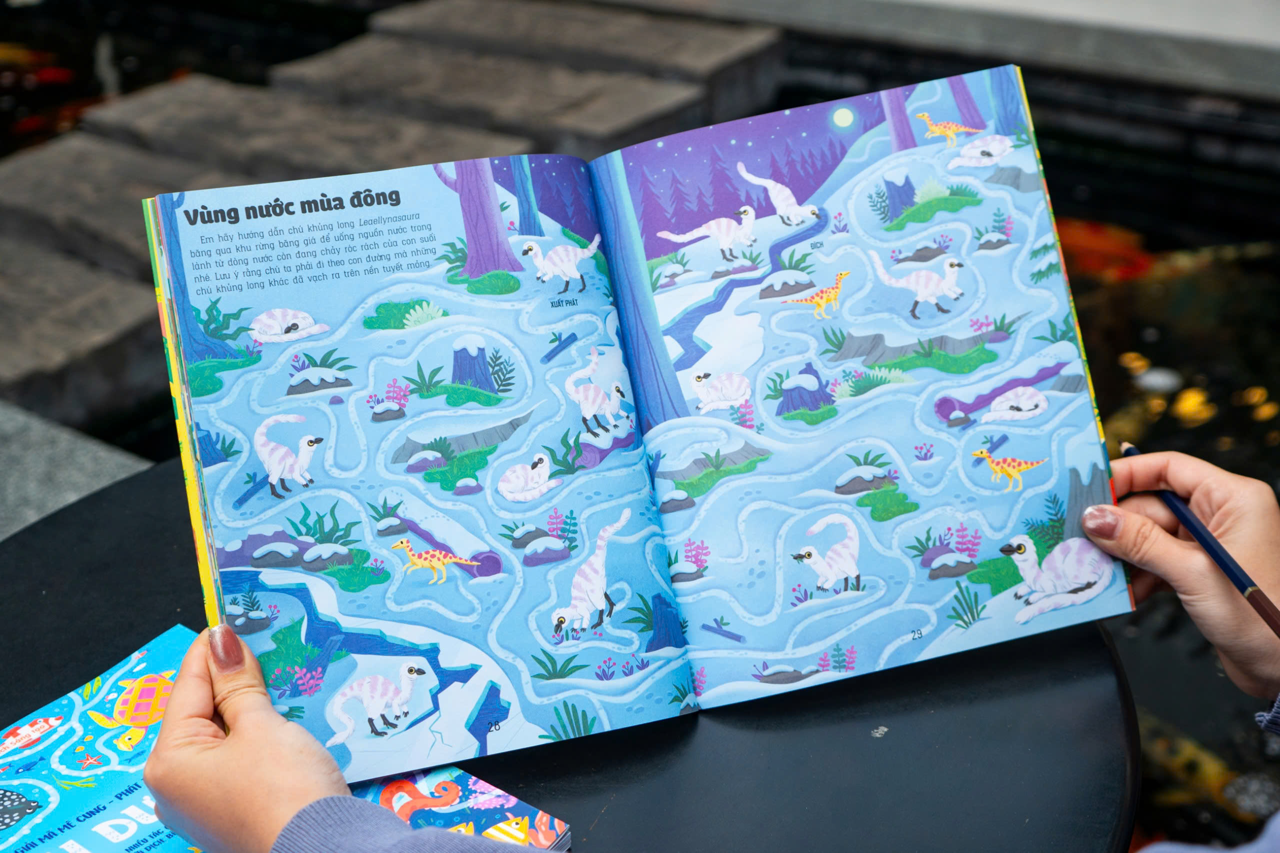 Sách - Giải mã mê cung - phát triển IQ chủ đề Đại dương, Khủng long - ĐinhTị Books