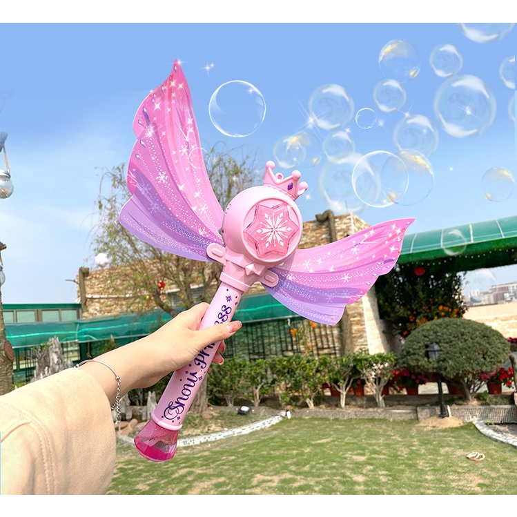 Gậy bong bóng, gậy phép thuật công chúa cho bé. Thồi bong bóng có đèn, nhạc, hộp đựng và xà phòng thối bong bóng