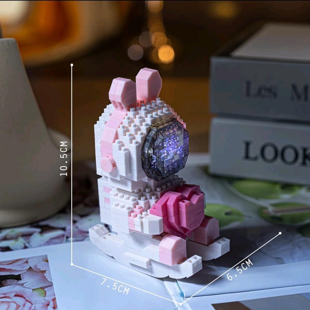 Bộ đồ chơi lắp ráp phi hành gia bập bênh