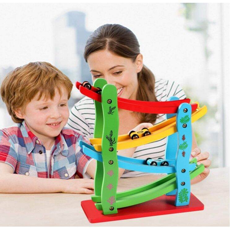 Cầu trượt 4 tầng bằng gỗ tặng kèm 4 xe ô tô