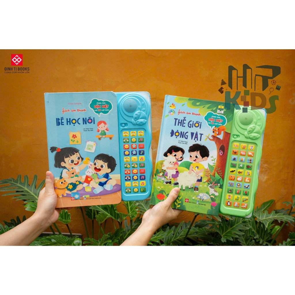 Sách Âm Thanh Phiên Bản Đặc Biệt với 30 Nút Bấm - Thế Giới Động Vật và Bé Học Nói - Đinh Tị Books