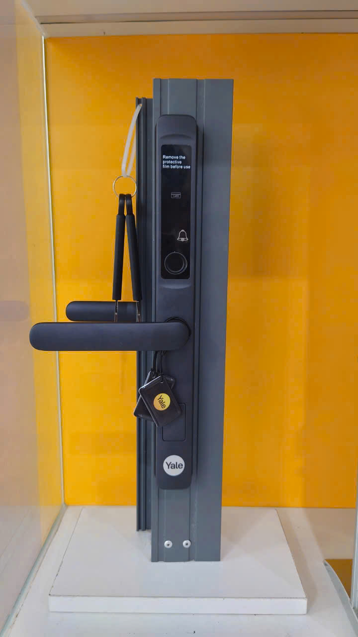 KHÓA VÂN TAY CỬA NHÔM YALE YDMA 100NP