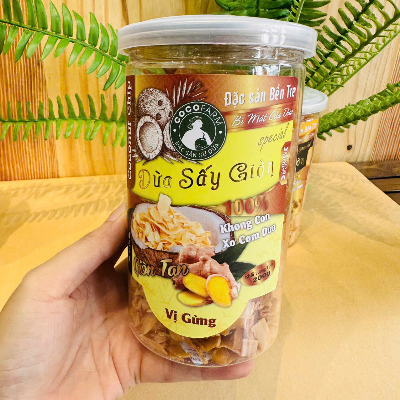 Dừa sấy giòn vị gừng 200g - Cocofarm