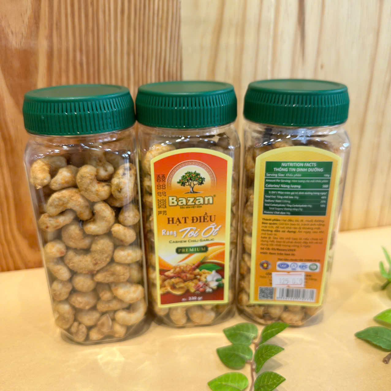 Hạt điều vị tỏi ớt hộp 330g