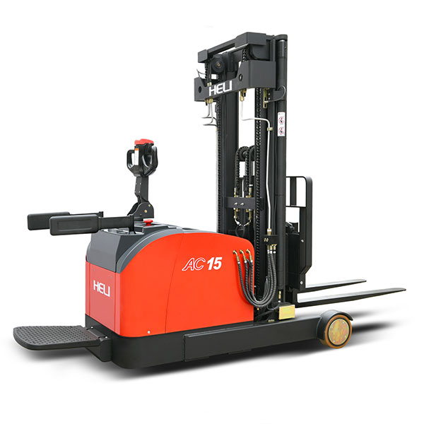 Xe nâng 05