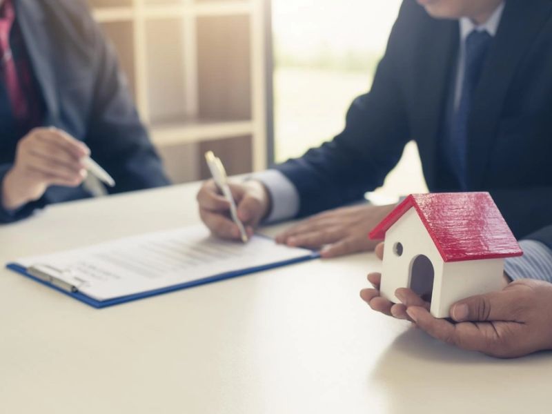 THỦ TỤC CÔNG CHỨNG HỢP ĐỒNG THUÊ TÀI SẢN LÀ ĐỘNG SẢN