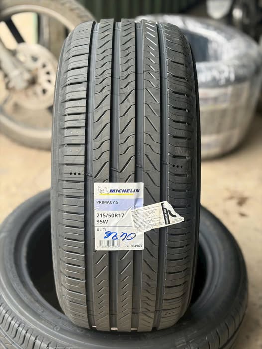 Lốp Michelin 215/50R17 Primacy 5