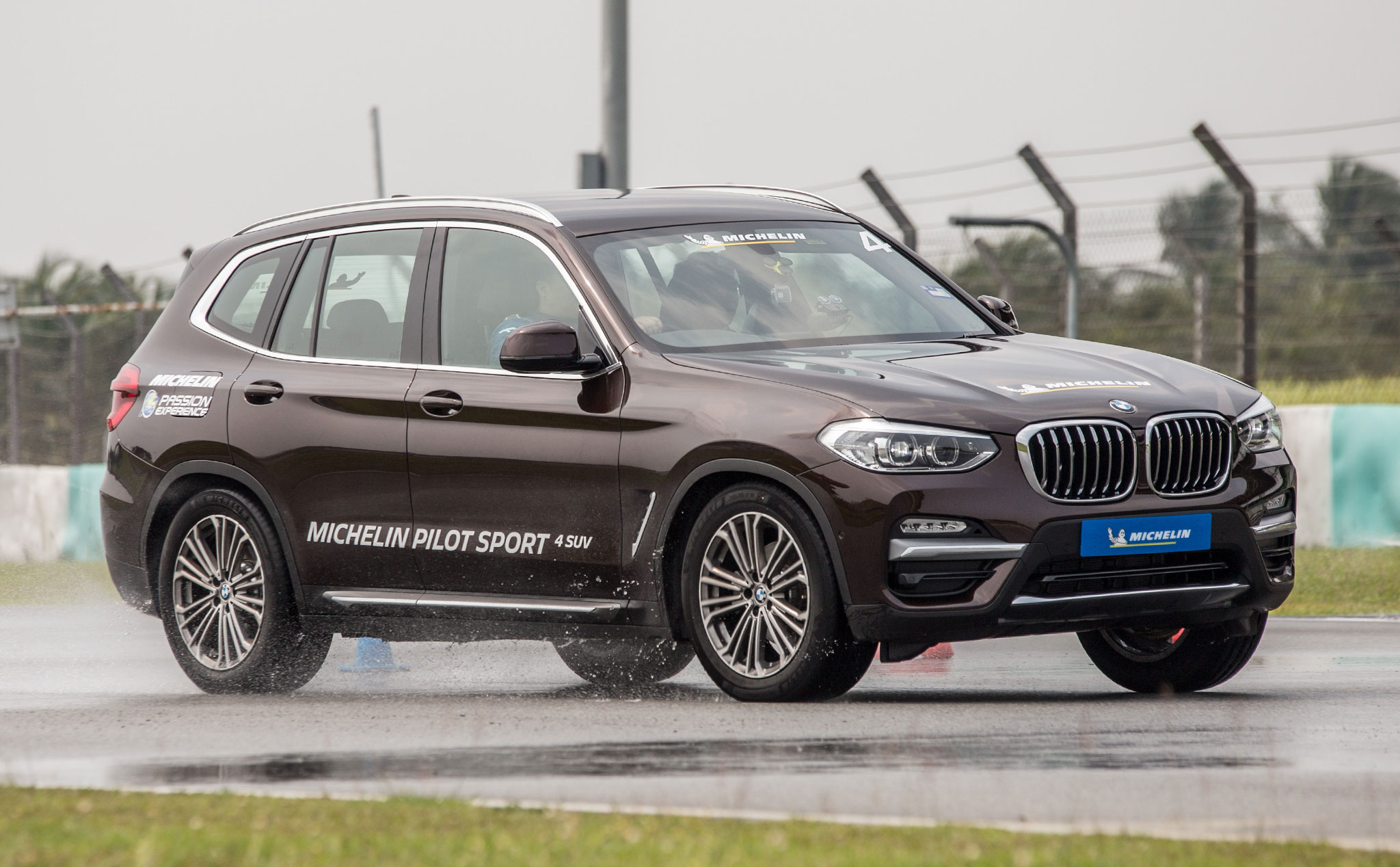 Lốp Michelin 255/50R20 Pilot Sport 4 SUV