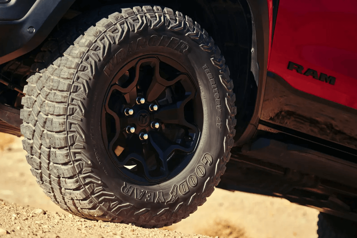 Lốp Goodyear 255/65R18 WRANGLER TERRITORY AT