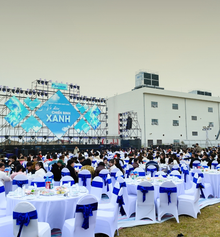 Tiệc lưu động & suất ăn theo yêu cầu