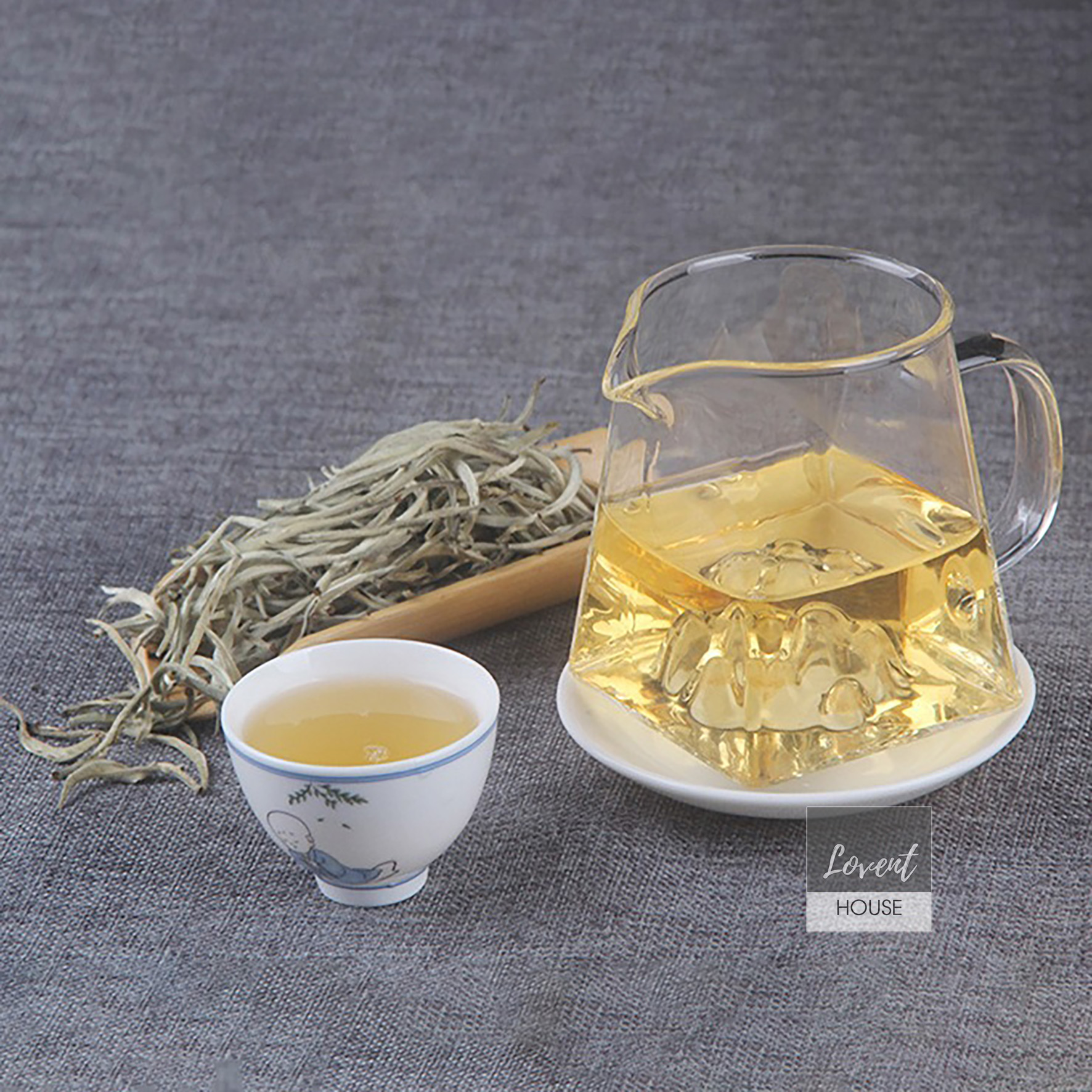 Bạch Hào Ngân Châm Vân Nam 500g Trà Búp Trắng Thượng Hạng Hộp Gỗ Quà Tặng