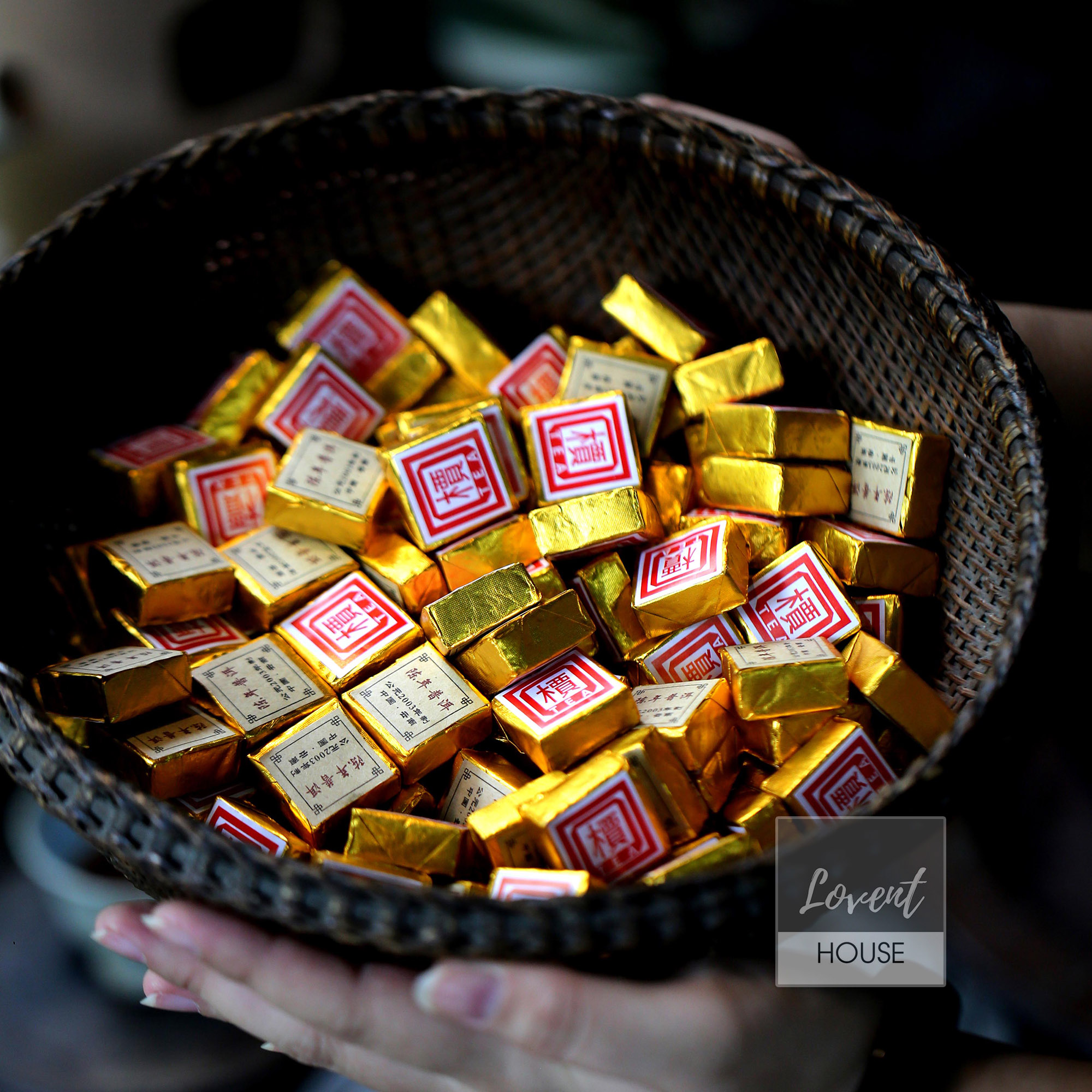 Trà Phổ Nhĩ Chín Tiểu Kim Chuyên 20 năm - Hộp Thiếc 250g - Trà lâu năm, vị dịu sâu