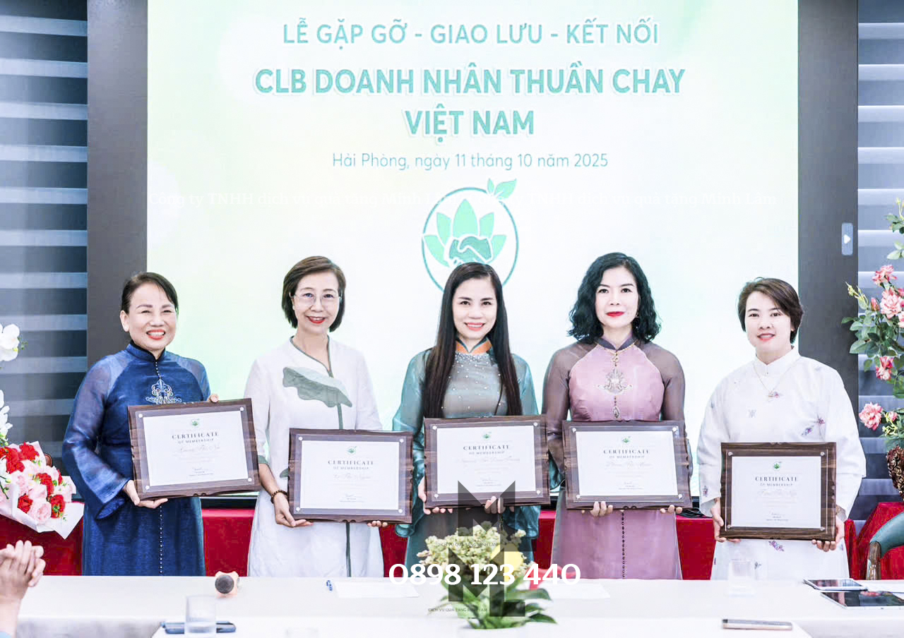Khung gỗ cao cấp vân óc chó - khổ A4