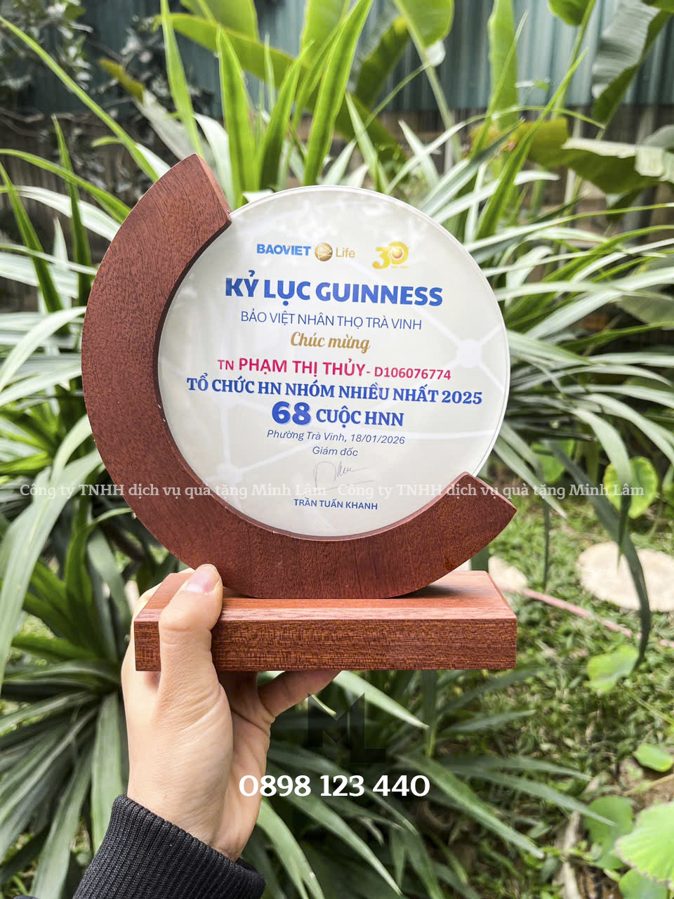 Cúp pha lê cao cấp PL01
