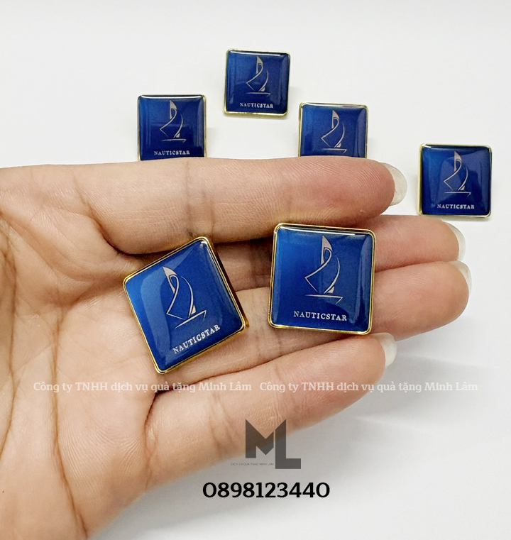 Huy Hiệu Cài Áo