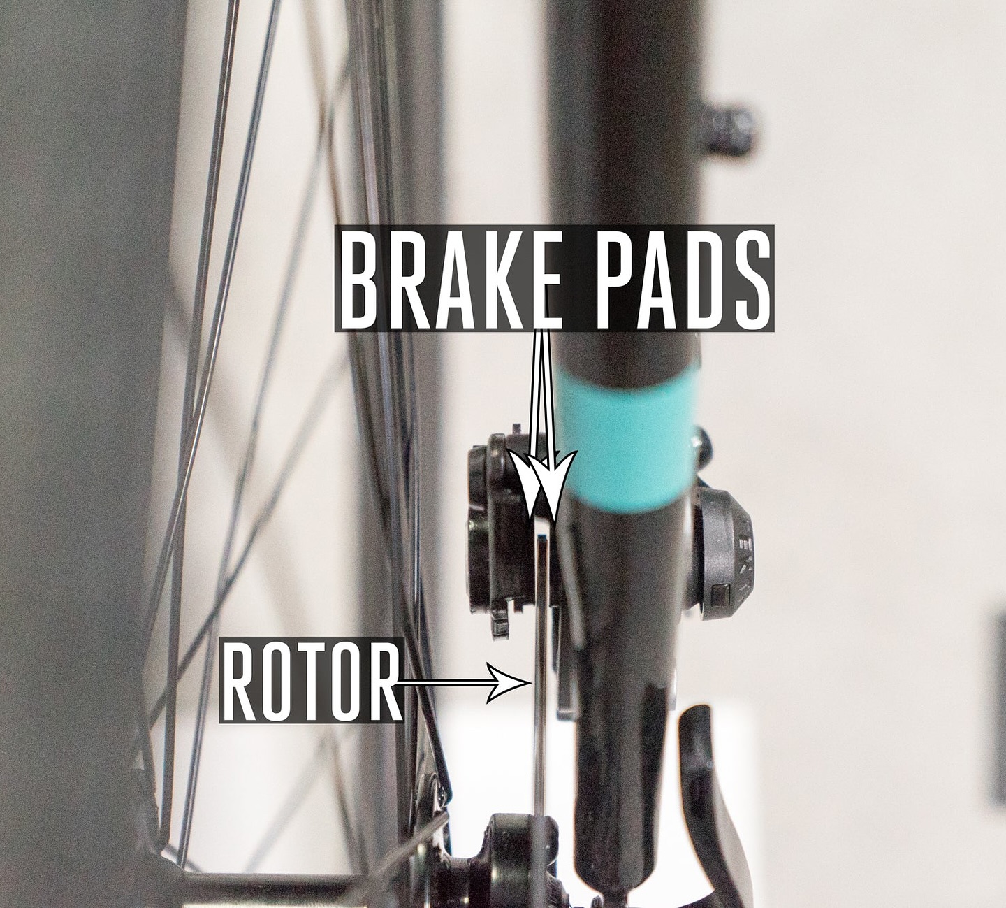 Đĩa thắng anh em chỉnh về giữa như này theo ae dễ khó