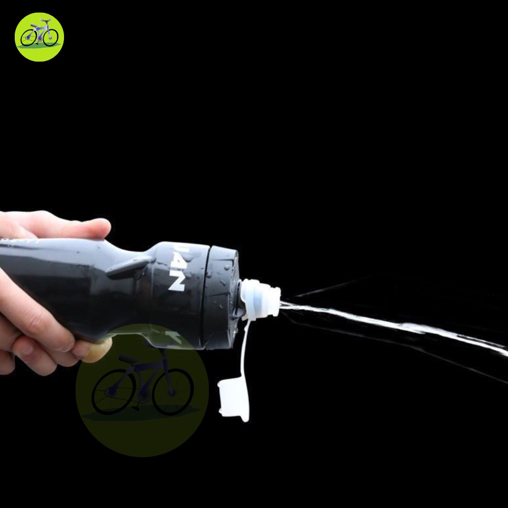 [HCM] Bình Nước Xe đạp Yiqan PP / Chai nước thể thao có nắm chắn bụi 650ml/710ml nước