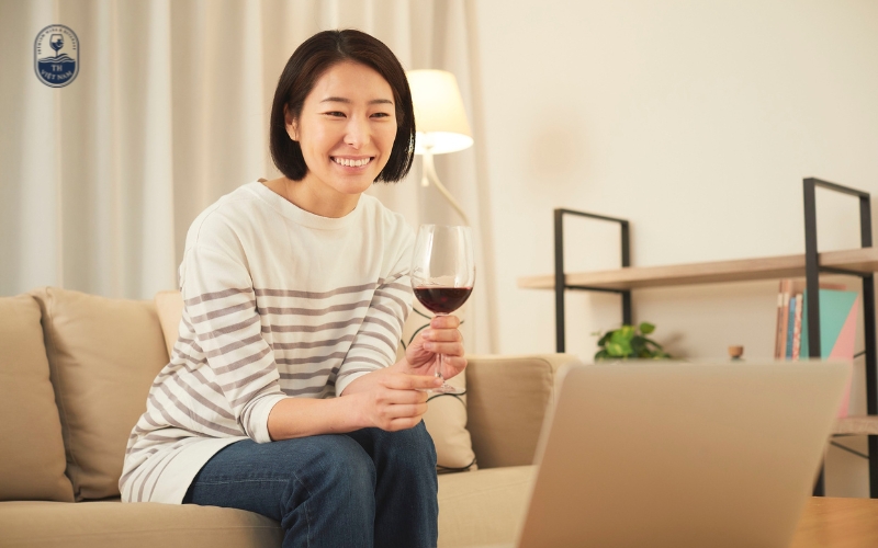 Tác dụng của rượu vang Pháp: 7 Lợi ích tuyệt vời cho sức bạn chưa biết