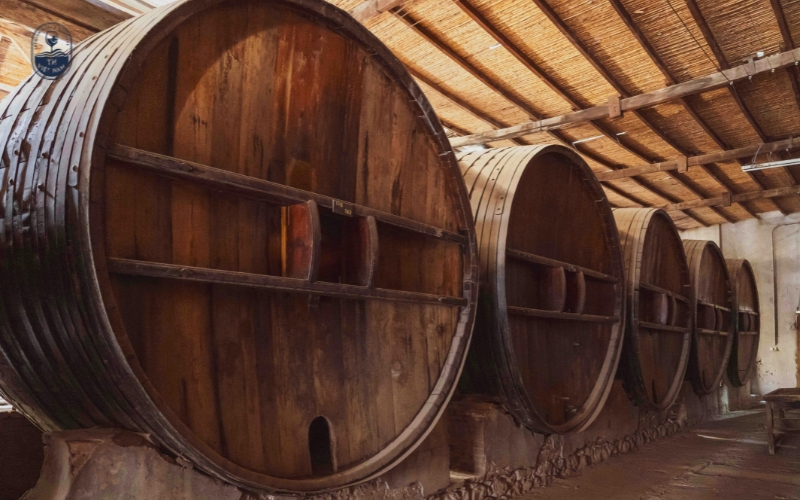 Loại thùng ủ rượu vang
