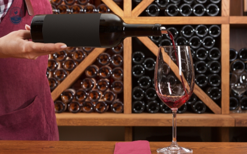 Rượu vang để được bao lâu?