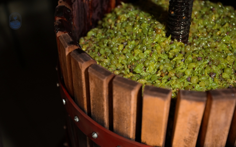 Quy trình sản xuất – Champagne có “bí quyết hai lần lên men”