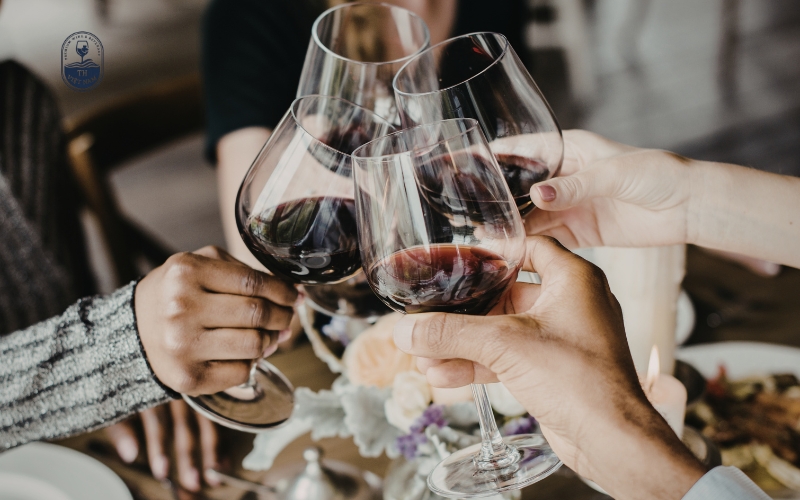 Lịch sử và vị thế của rượu vang Pháp và rượu vang Ý