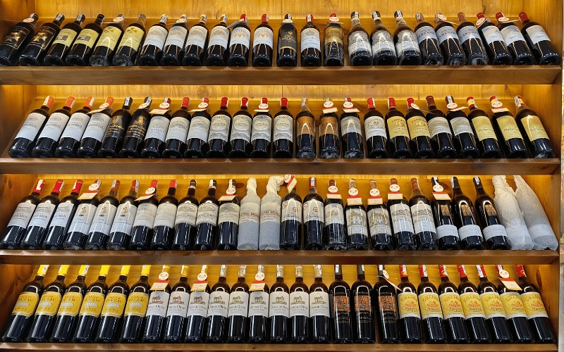 Cửa hàng rượu vang Hà Nội Royal Wine