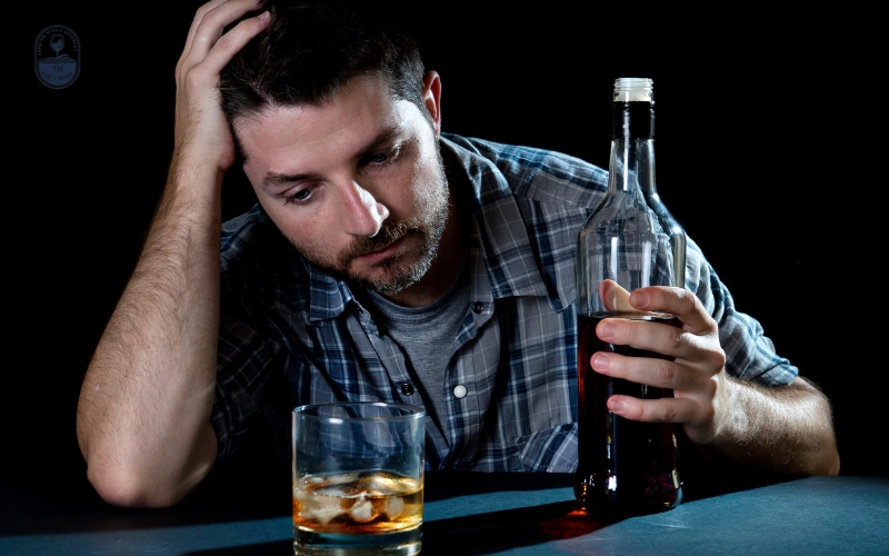 3 tác hại nếu uống rượu vang sai cách