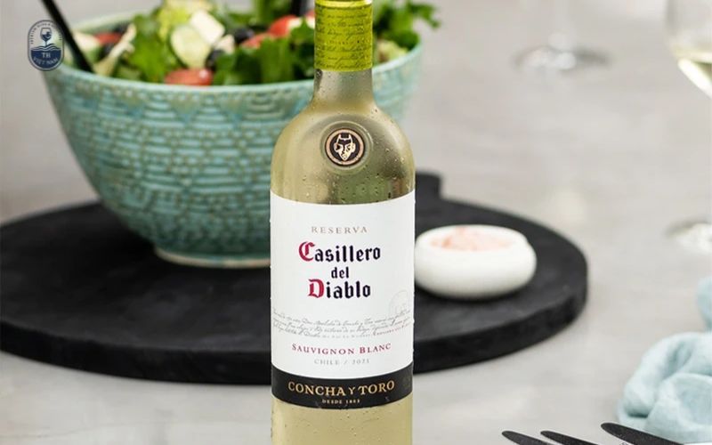 21+ Chai rượu vang ngon giá dưới 500k được yêu thích nhất năm 2025