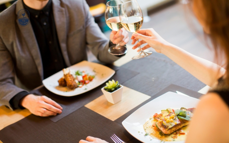 Acidity trong rượu vang là gì?