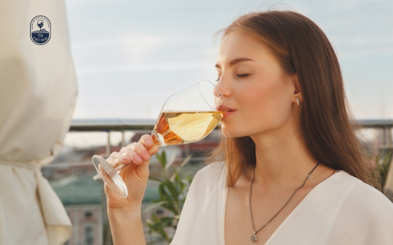 Uống rượu vang có béo không?