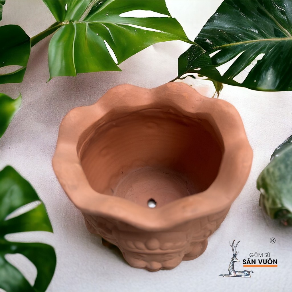 Chậu Gốm Đất Nung Hình Thần Tài - Gốm Sứ Sân Vườn