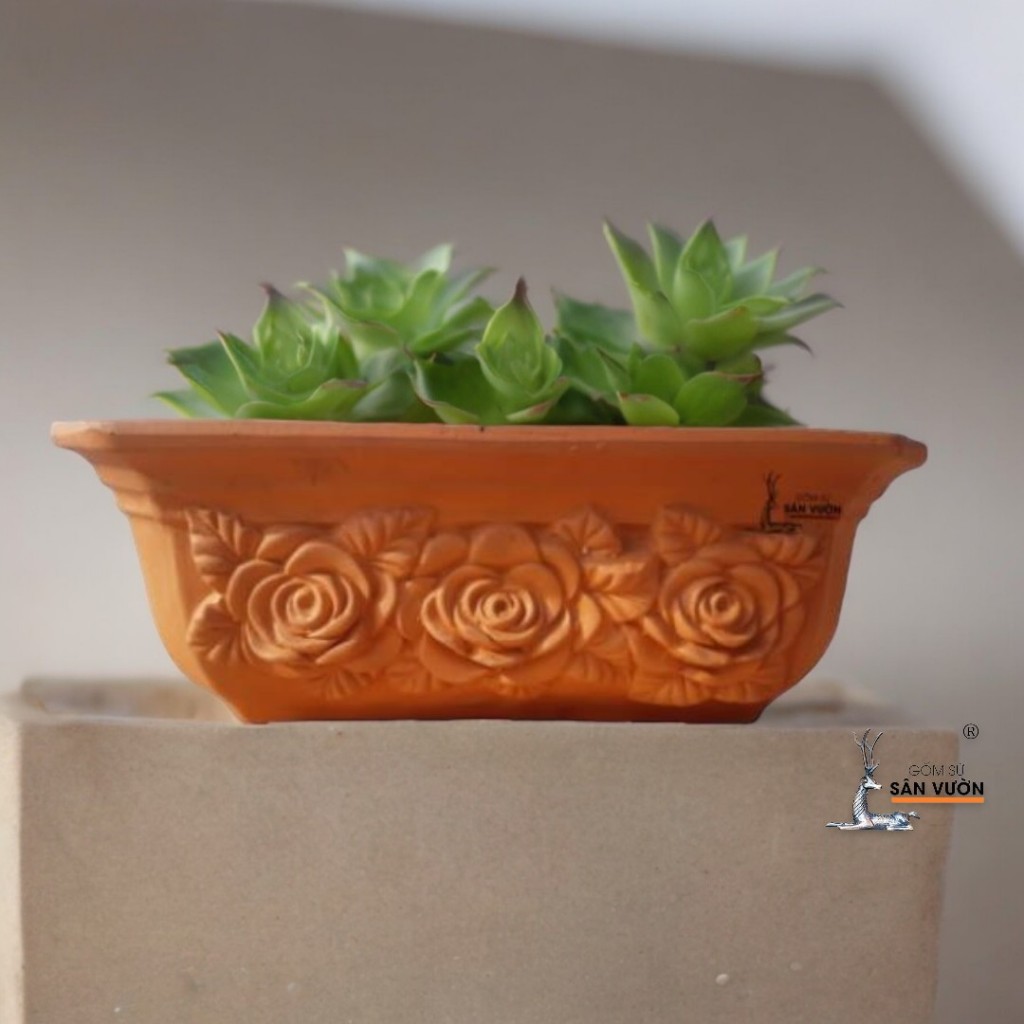 Chậu Treo Ốp Tường Gốm Đất Dáng Chữ Nhật Ngang Vân Hoa Hồng - Gốm Sứ Sân Vườn