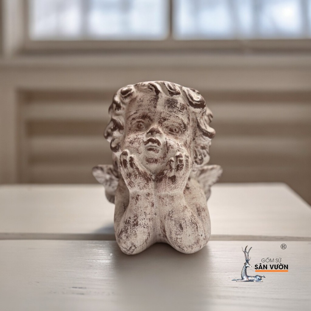 Chậu Gốm Đất Nung Hình Thiên Thần Nhỏ Chống Cằm - Gốm Sứ Sân Vườn
