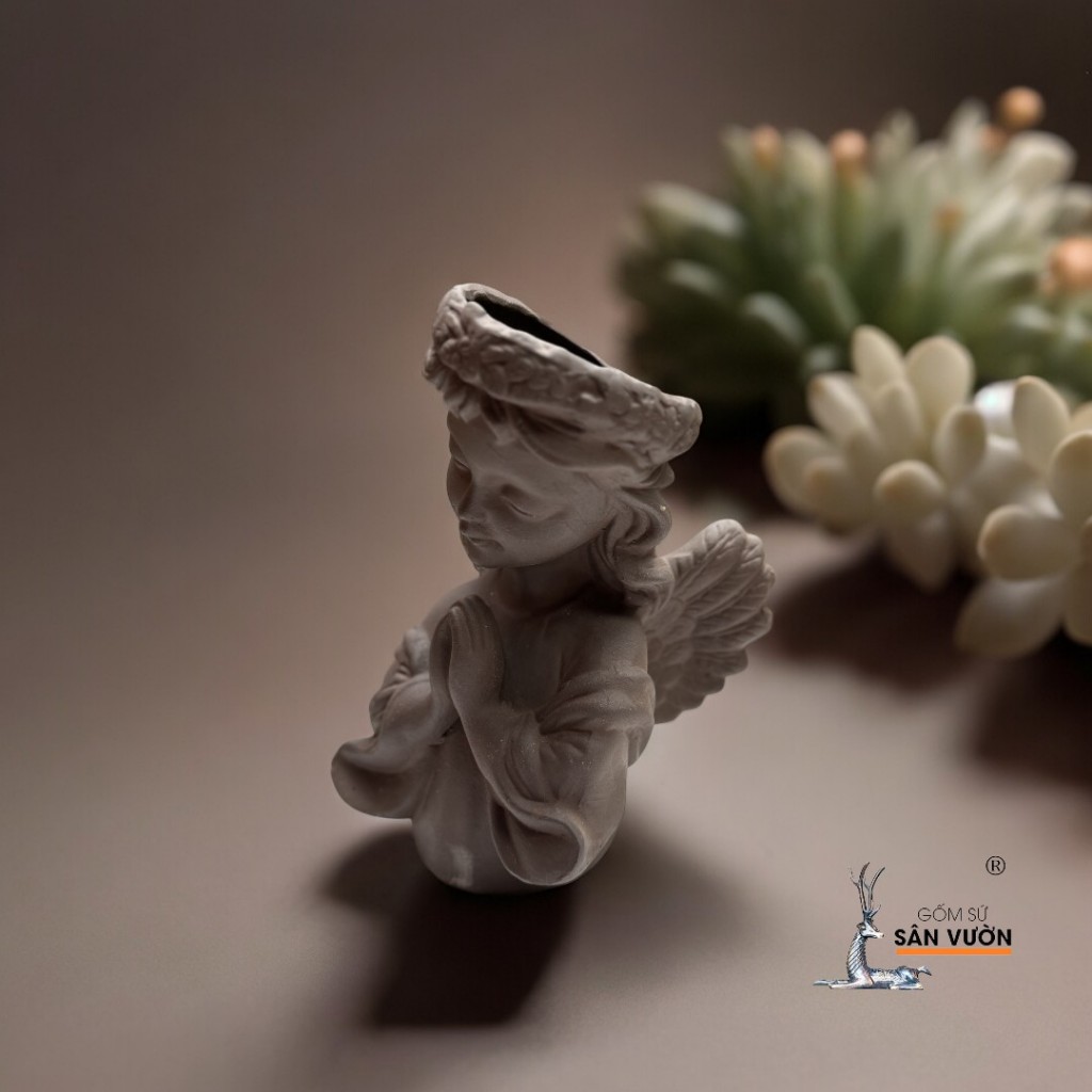 Chậu Đất Nung Hình Thiên Thần Chắp Tay - Gốm Sứ Sân Vườn
