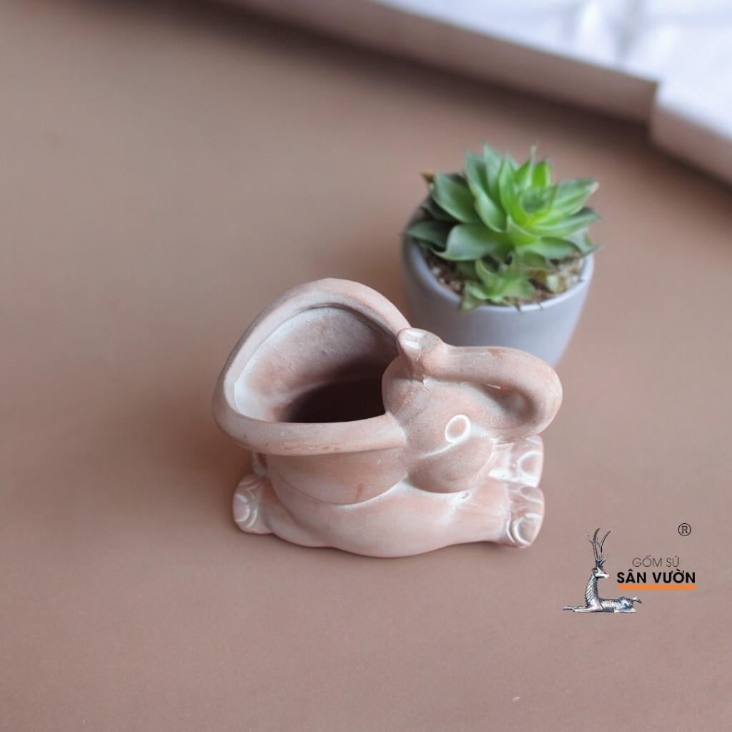 Chậu Gốm Đất Nung Hình Chú Voi Nằm - Gốm Sứ Sân Vườn