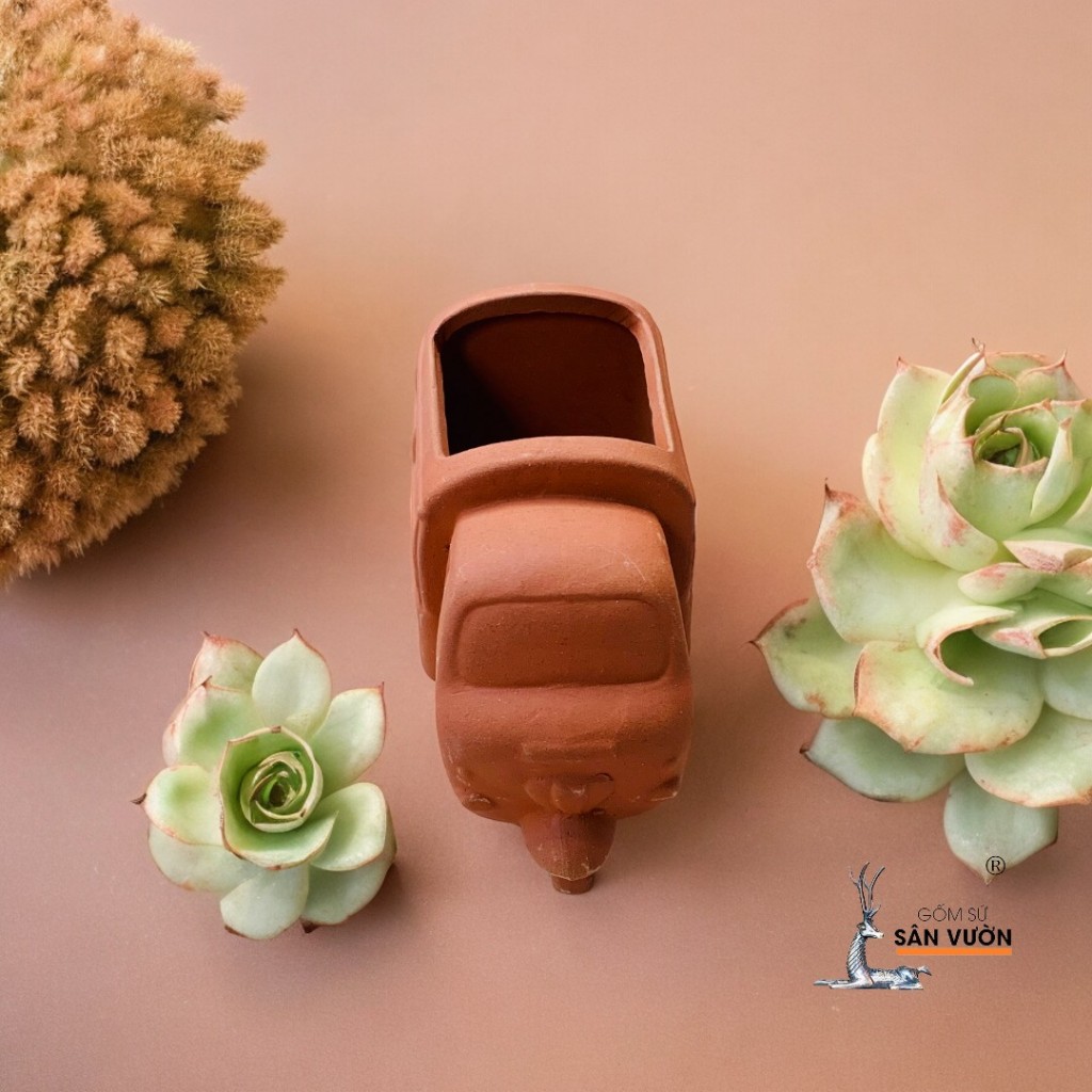 Chậu Gốm Đất Nung Hình Xe Lam - Gốm Sứ Sân Vườn