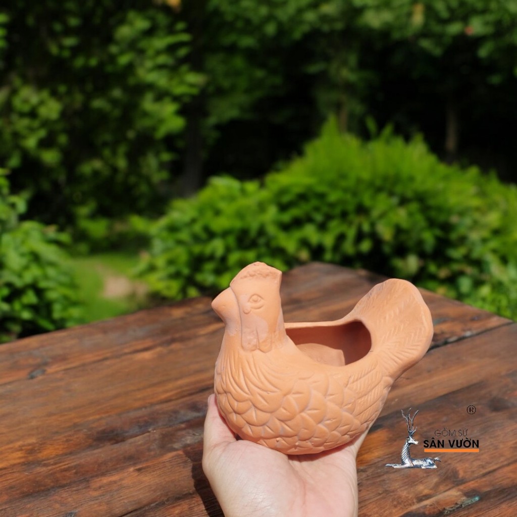 Chậu Gốm Đất Nung Hình Con Gà Mái Nhỏ - Gốm Sứ Sân Vườn