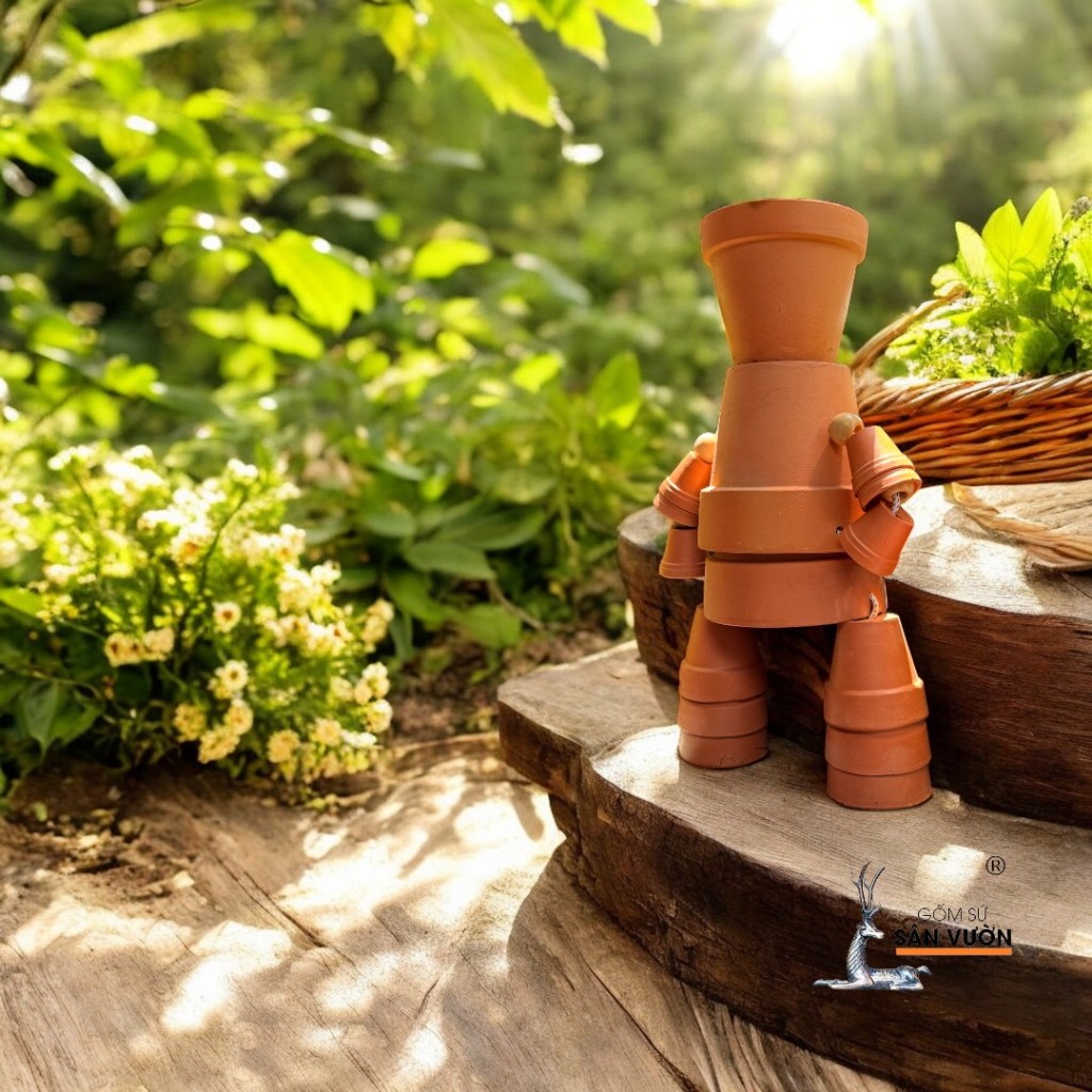 Chậu Gốm Đất Nung Hình Người Potman - Gốm Sứ Sân Vườn