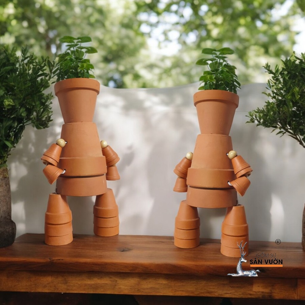 Chậu Gốm Đất Nung Hình Người Potman - Gốm Sứ Sân Vườn