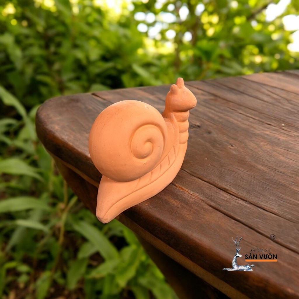 Tượng Gốm Đất Nung Hình Ốc Sên - Gốm Sứ Sân Vườn