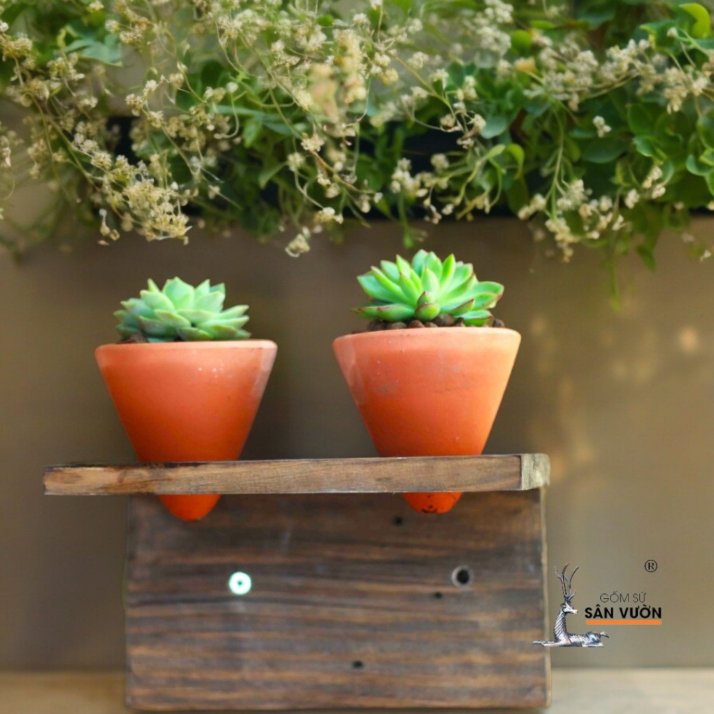 Chậu Treo Decor Gốm Đất Nung hình Bánh Ú ( Chóp Nón ) - Gốm Sứ Sân Vườn