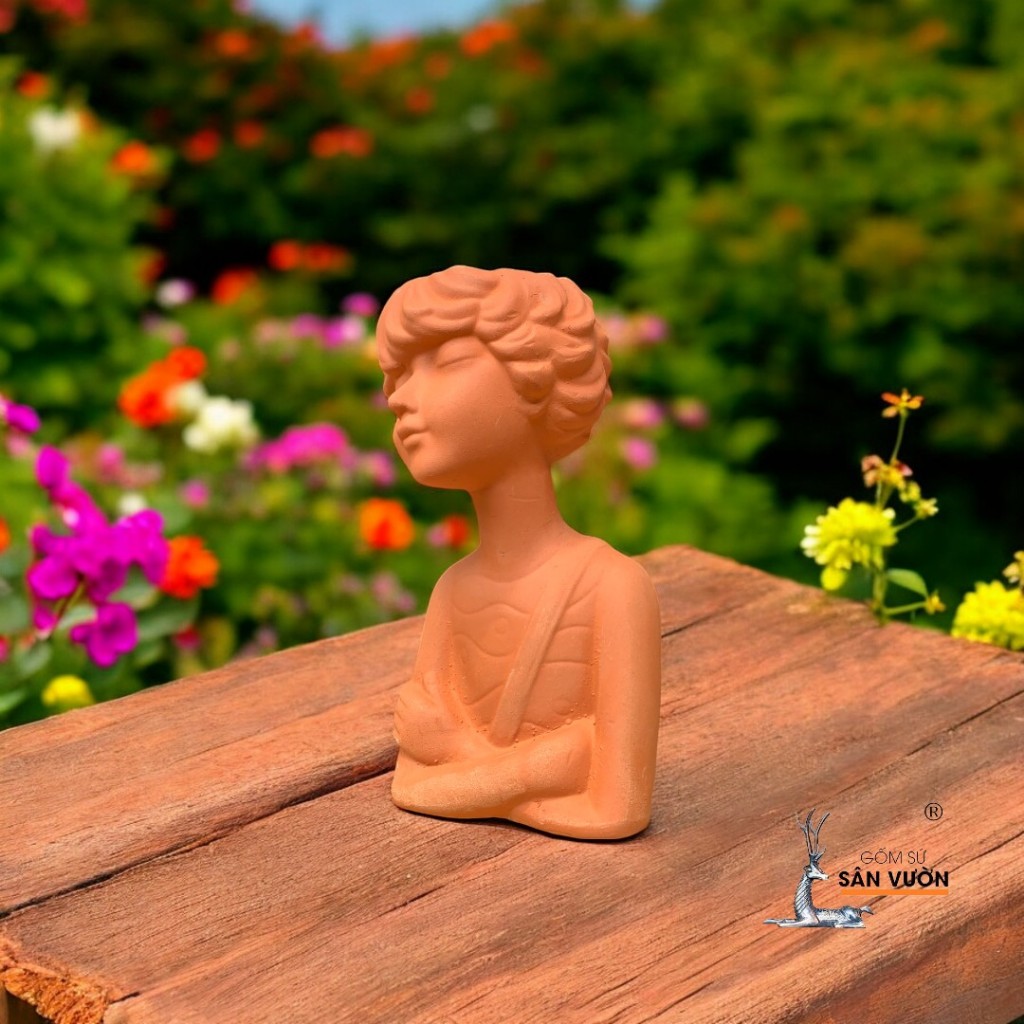 Chậu Gốm Đất Nung Hình Cậu Bé Tomboy - Gốm Sứ Sân Vườn
